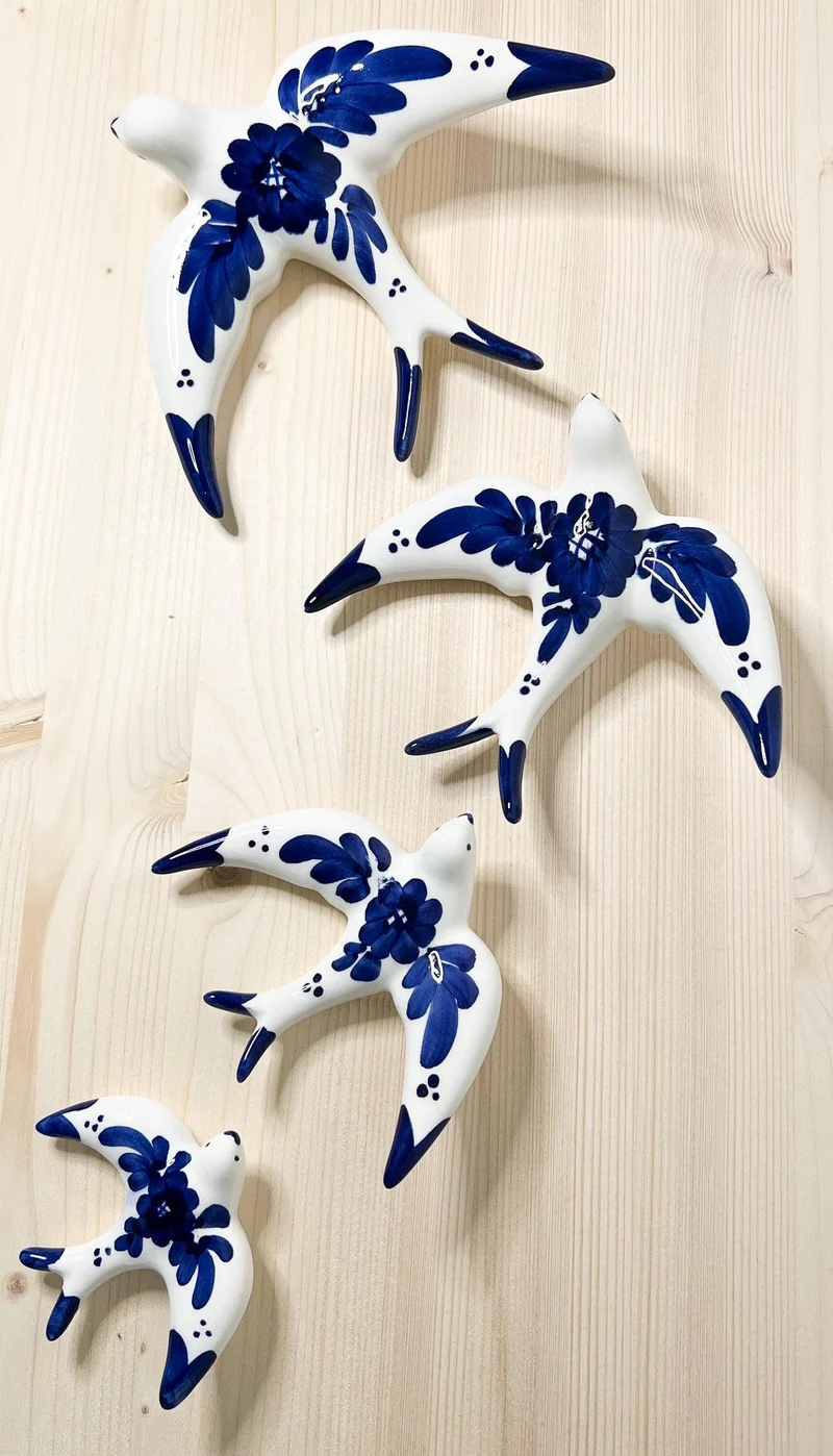 Handgemachte Keramik - 4er Set - Schwalben(Blumen-Weiß&Blau)