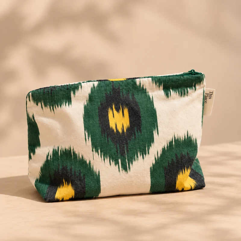 Limited Edition: Kosmetiktasche ALEKSANDRAVIKTOR x This Place