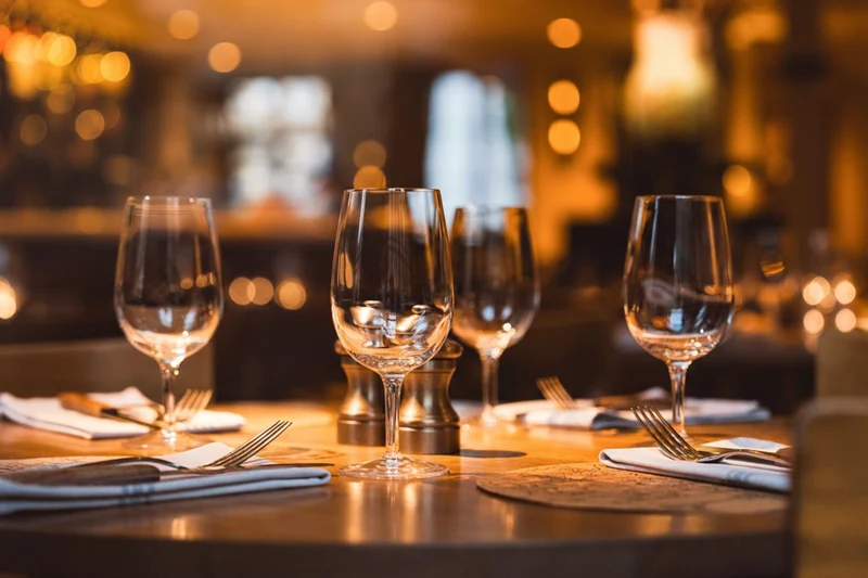 Wine & Dine - Champagne Taittinger am 04.12.2026