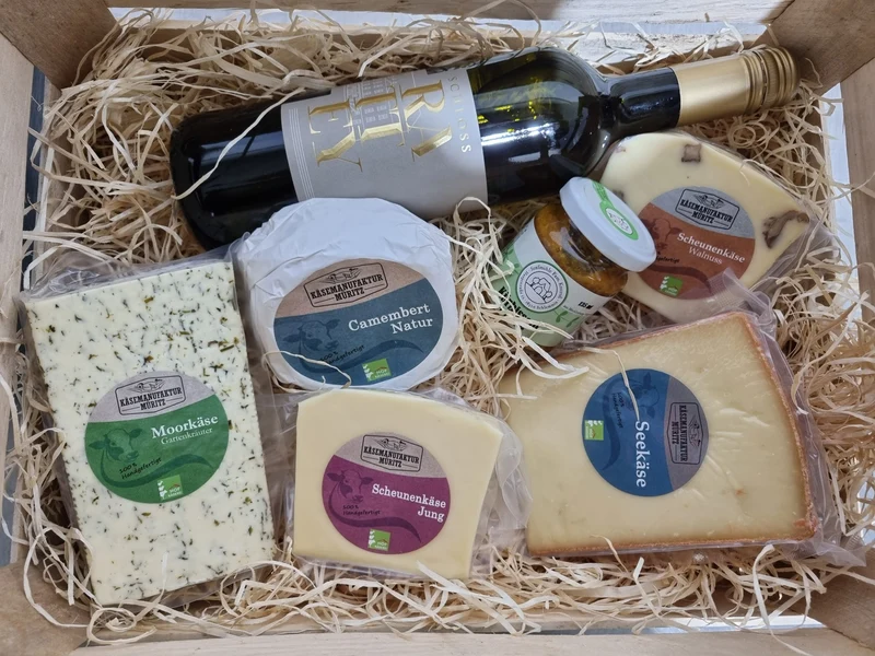 Käsebox "Gourmet" mit persönlicher Grußkarte