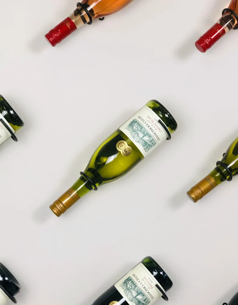 Wein-Wandhalterung