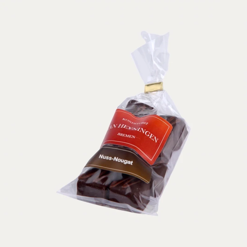Nuss-Nougat Pralinen – 8 Stück – 100 g
