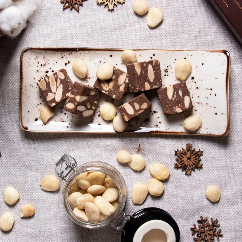 Nougat Premium dunkle Schokolade und Mandel 300g